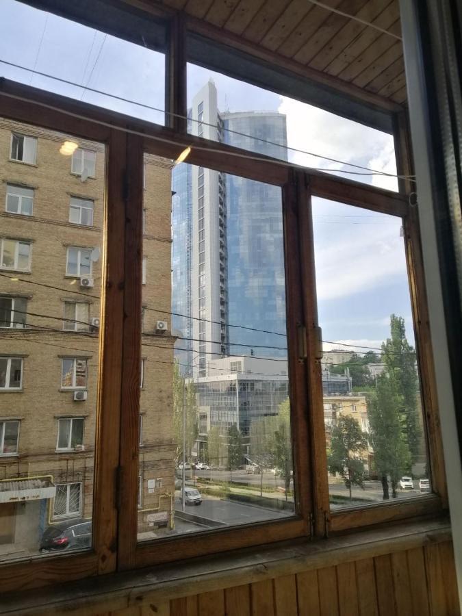 Бульвар Леси Украинки 10 Kyiv Exterior photo
